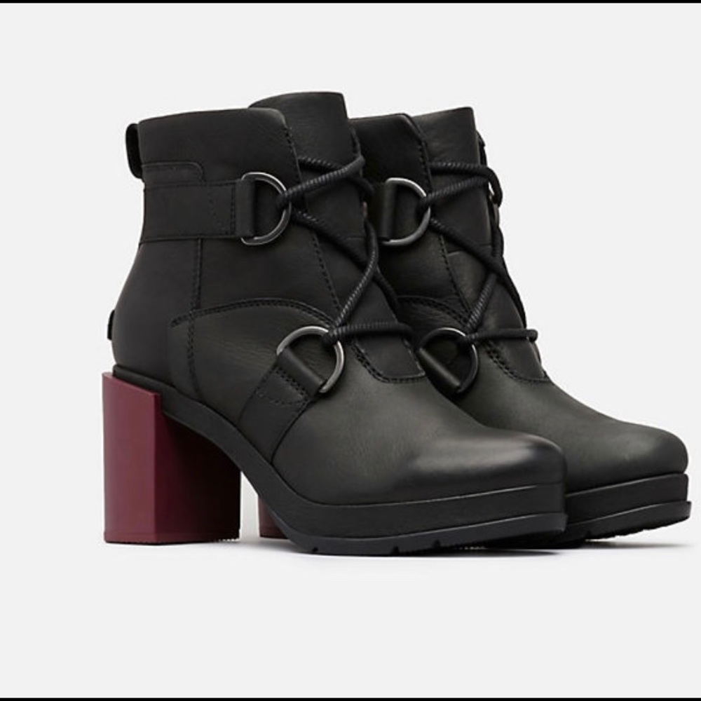Sorel Margo Lace Black Boots 9.5